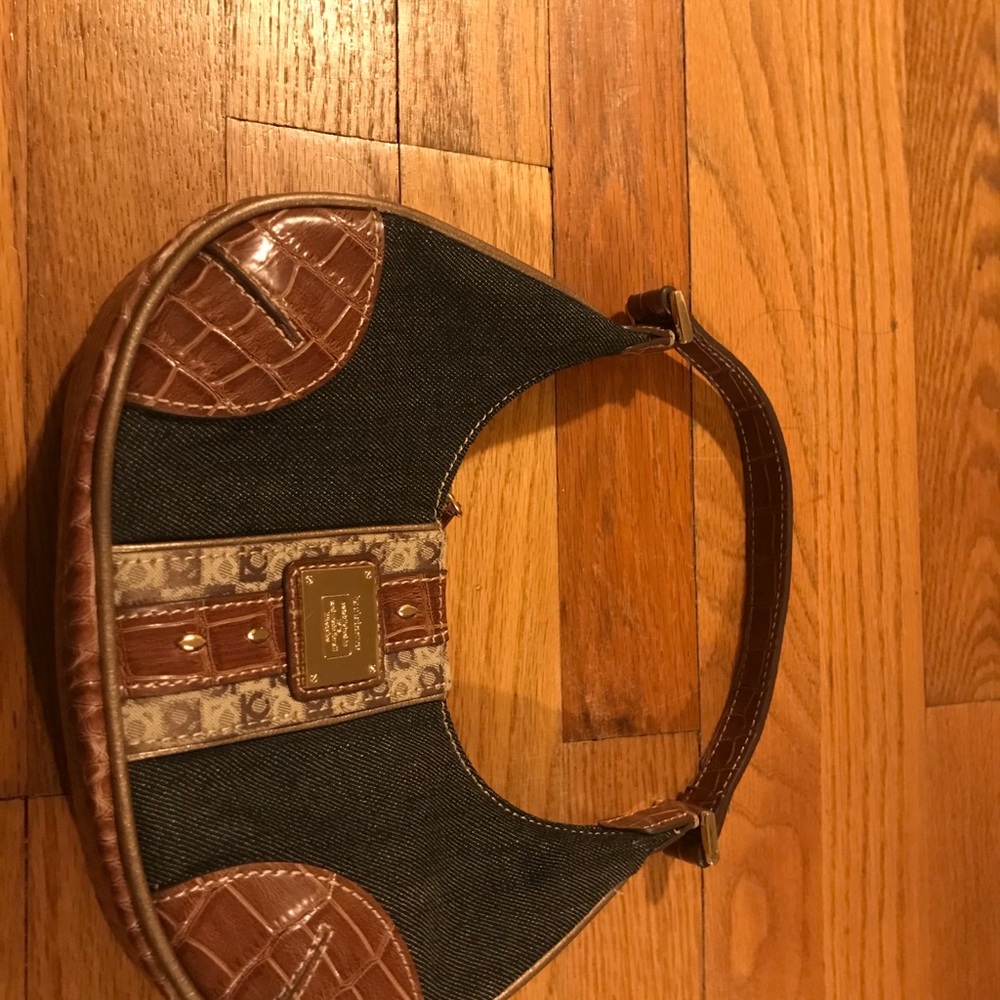 Liz Claiborne purse